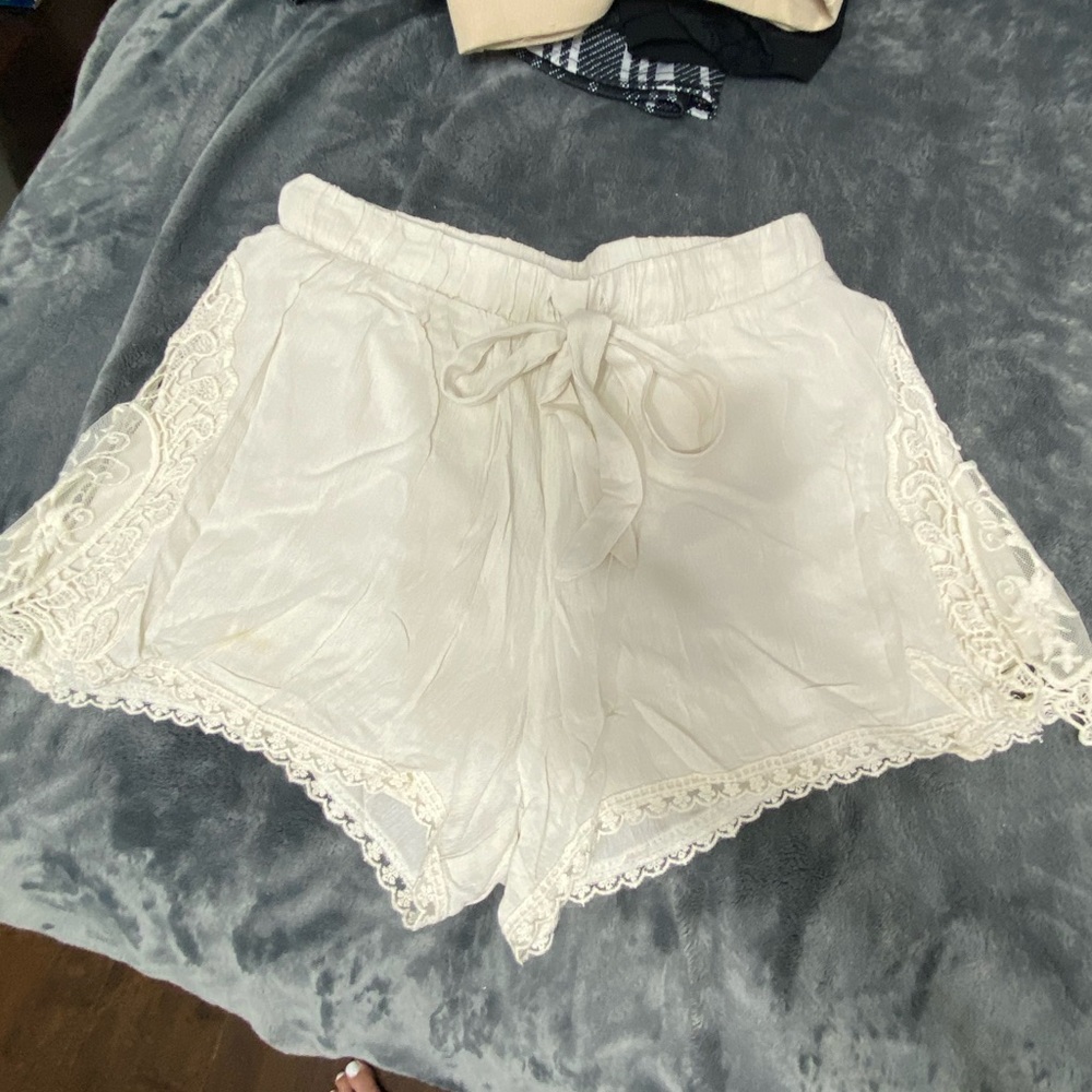 Lace flowy shorts